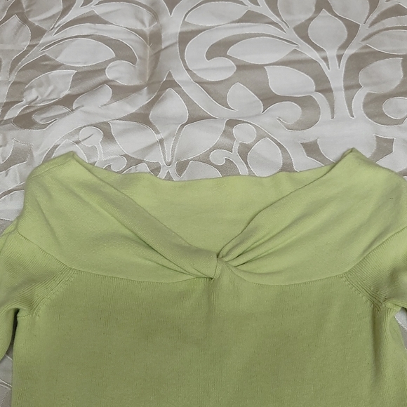 2 sweaters.  Pierre Cardin & Arizona - Picture 2 of 5